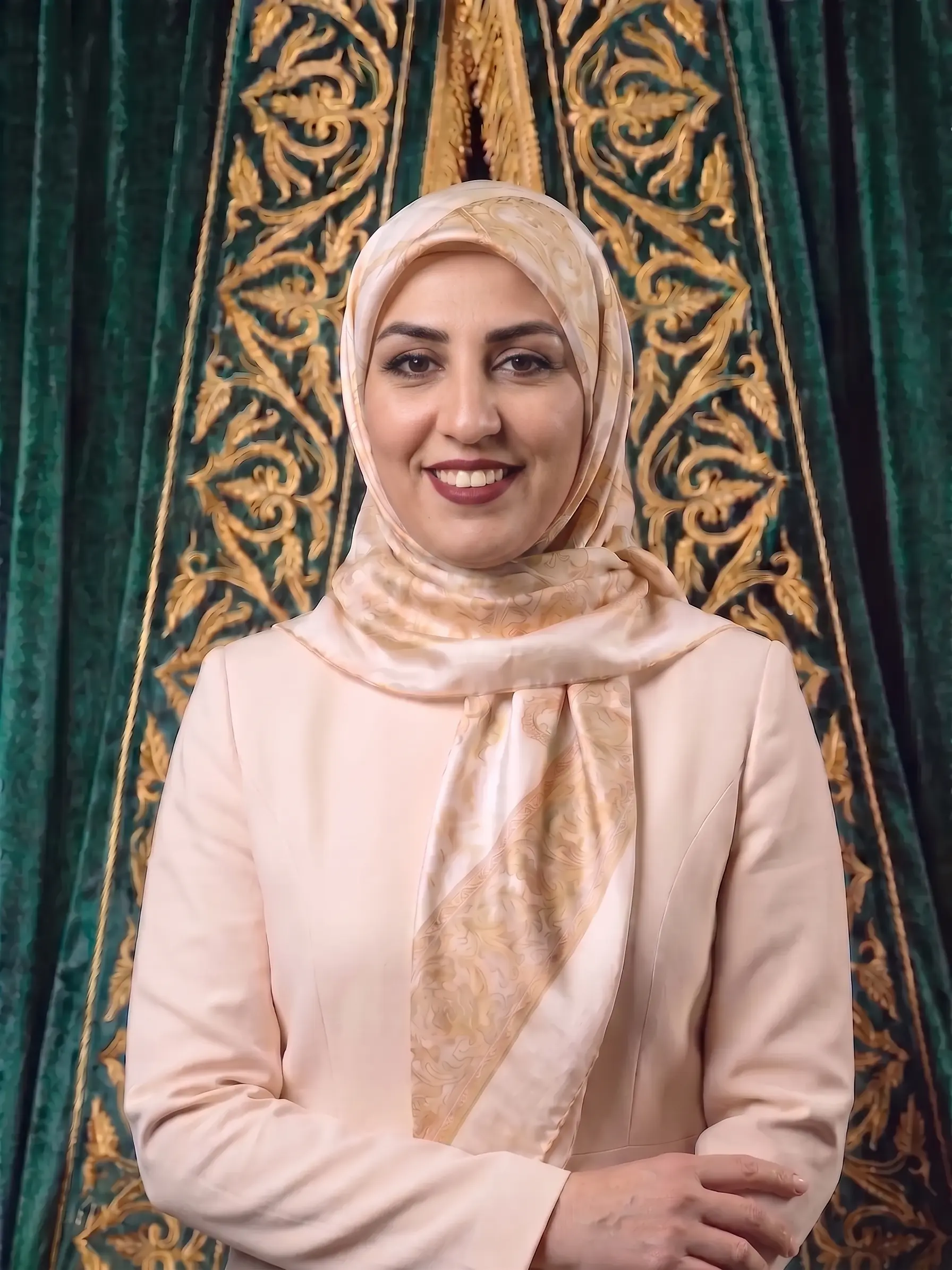 لیلا مومنی